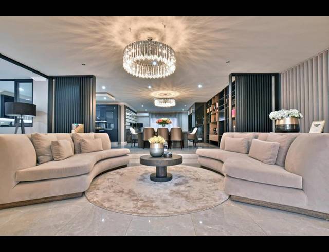 4 BEDROOM HOUSE FOR SALE IN EYE OF AFRICA